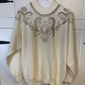 Alfred Dunner Ivory Beaded Pullover. Beautiful beaded design. Ribbed Neck/Cuffs